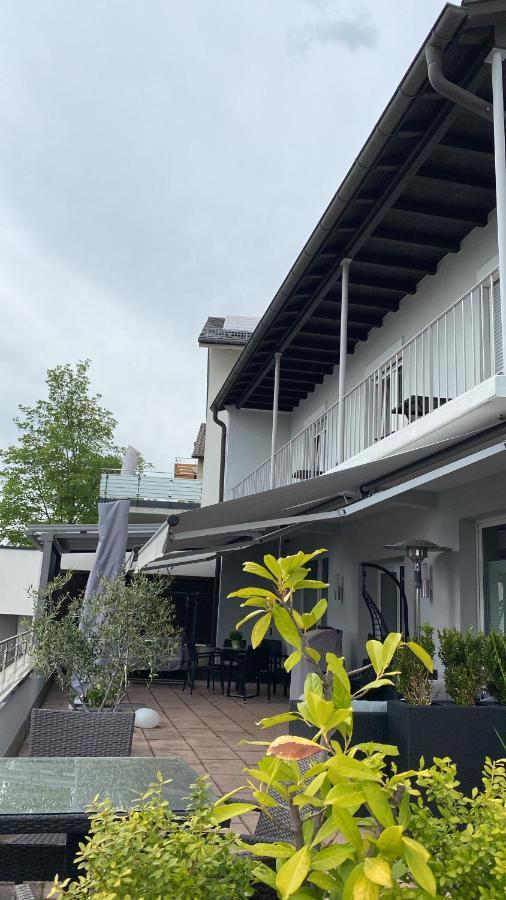 Hotel Sonnenhof Sindelfingen Bagian luar foto