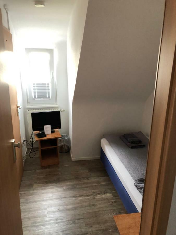 Hotel Sonnenhof Sindelfingen Bagian luar foto